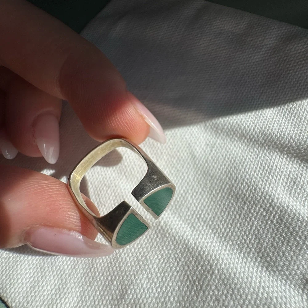 Vintage Sterling Silver and Jade Size ~8.25 Adjustable Ring 5.5g